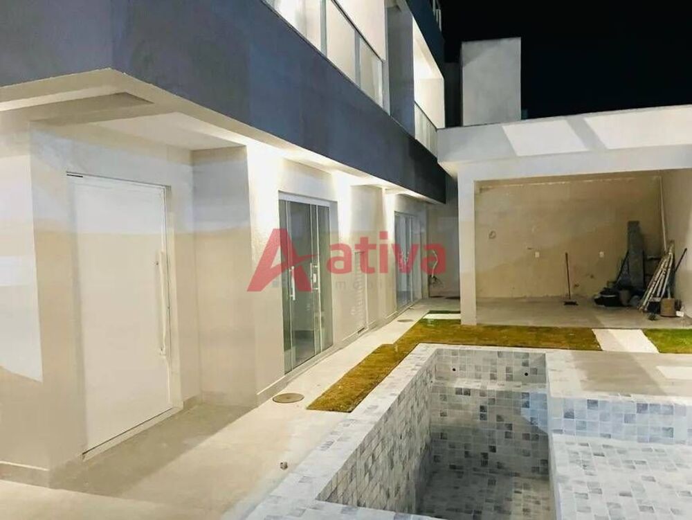 Casa, 4 quartos, 212 m² - Foto 3