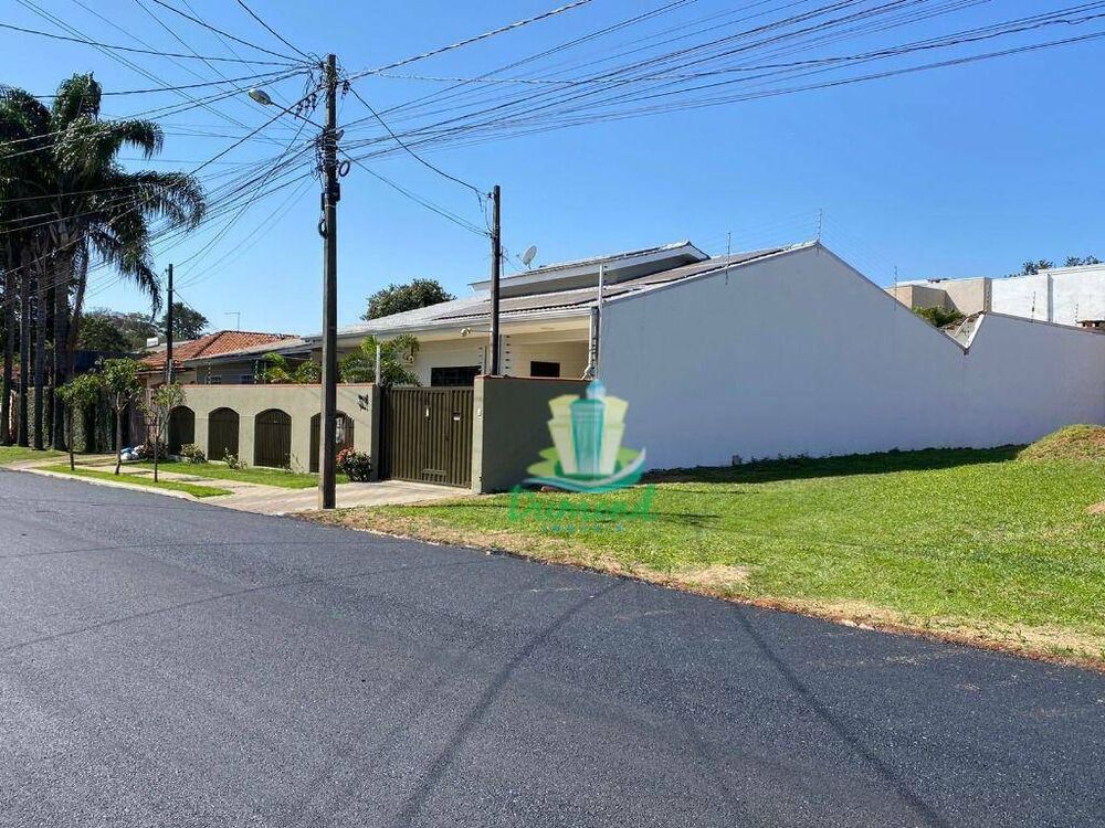 Casa, 4 quartos, 242 m² - Foto 2