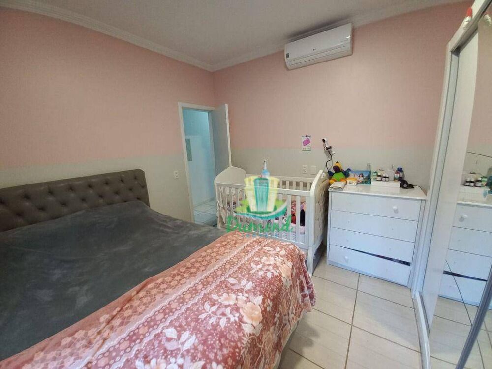 Casa, 4 quartos, 242 m² - Foto 22