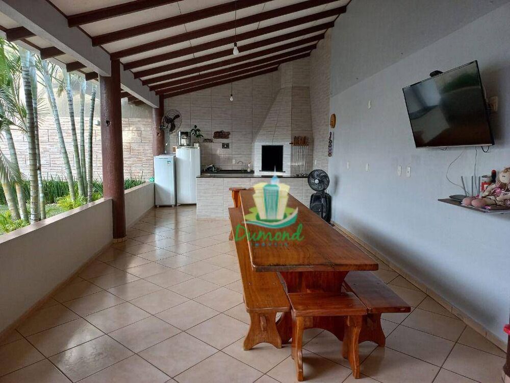 Casa, 4 quartos, 242 m² - Foto 24