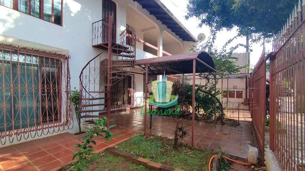 Sobrado à venda com 10 quartos, 540m² - Foto 3