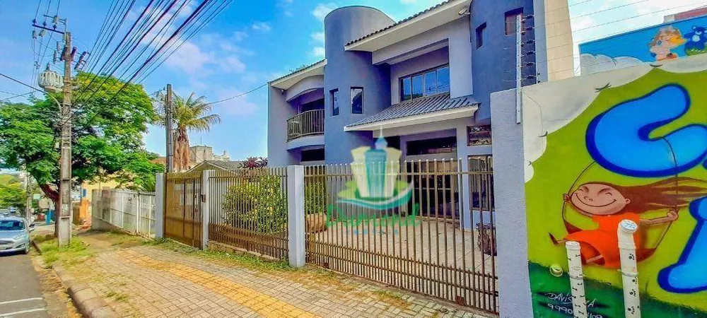 Sobrado, 3 quartos, 273 m² - Foto 2