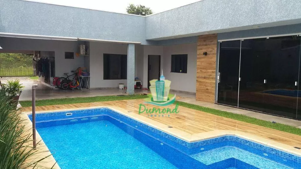 Casa, 3 quartos, 184 m² - Foto 1