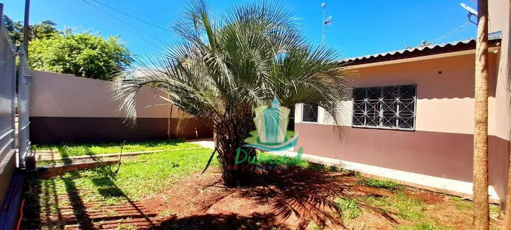 Casa à venda com 3 quartos, 70m² - Foto 2