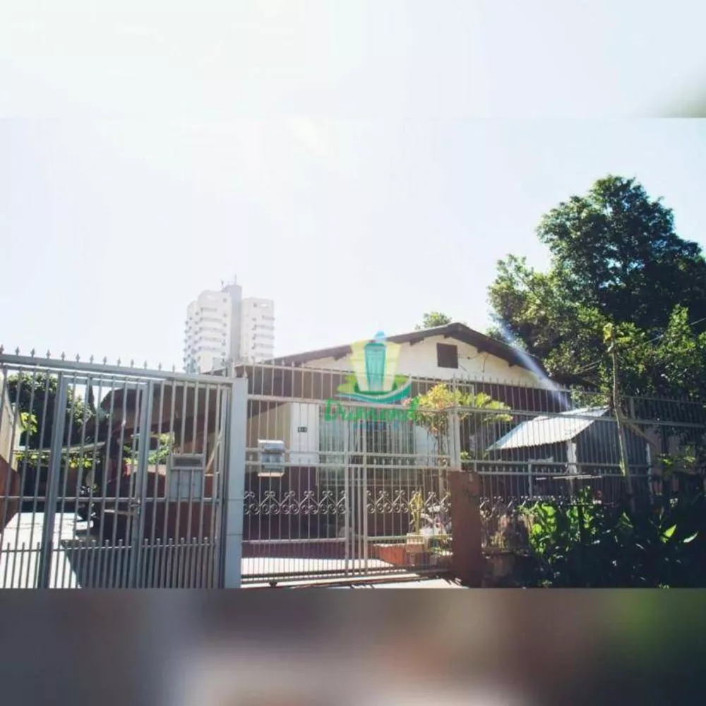 Casa, 2 quartos, 210 m² - Foto 1