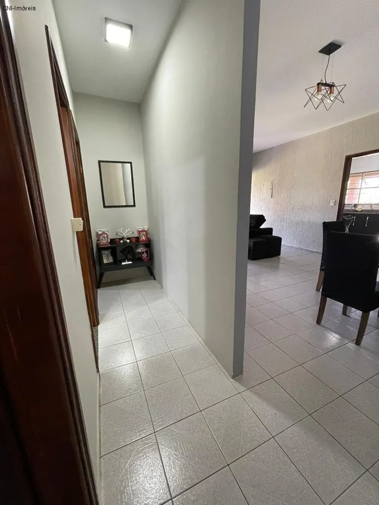 Casa, 4 quartos, 257 m² - Foto 2