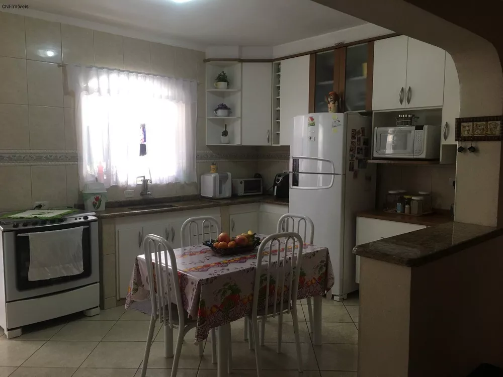 Casa, 3 quartos, 191 m² - Foto 3