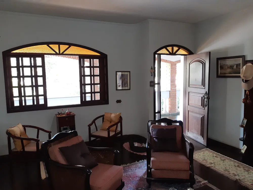 Casa, 4 quartos, 376 m² - Foto 2