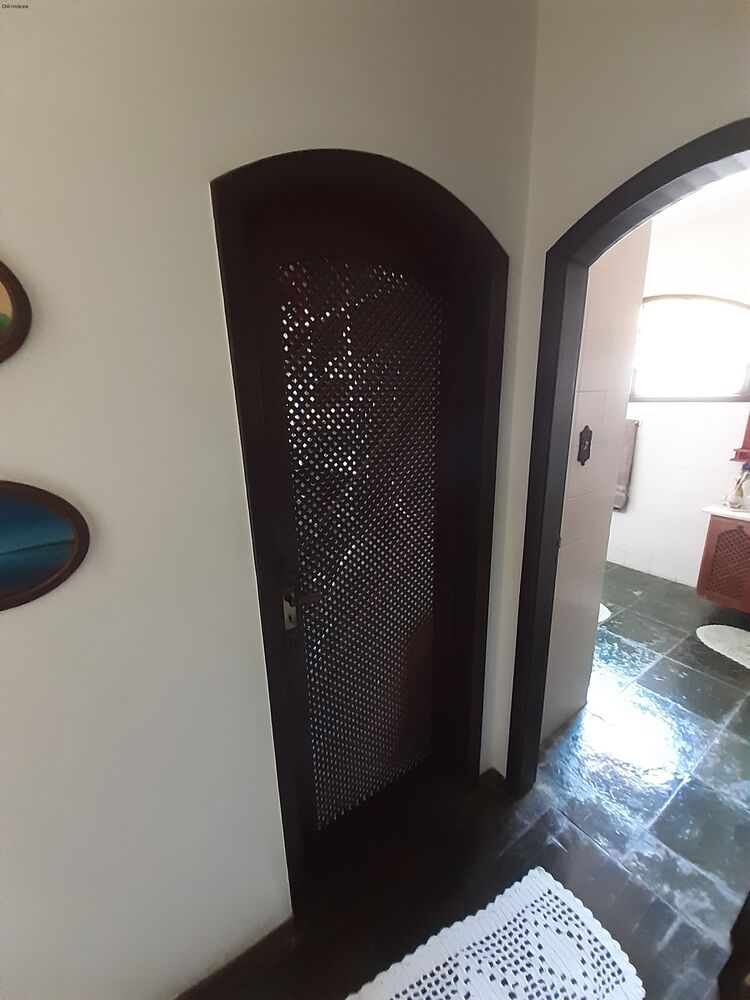 Casa, 4 quartos, 376 m² - Foto 1