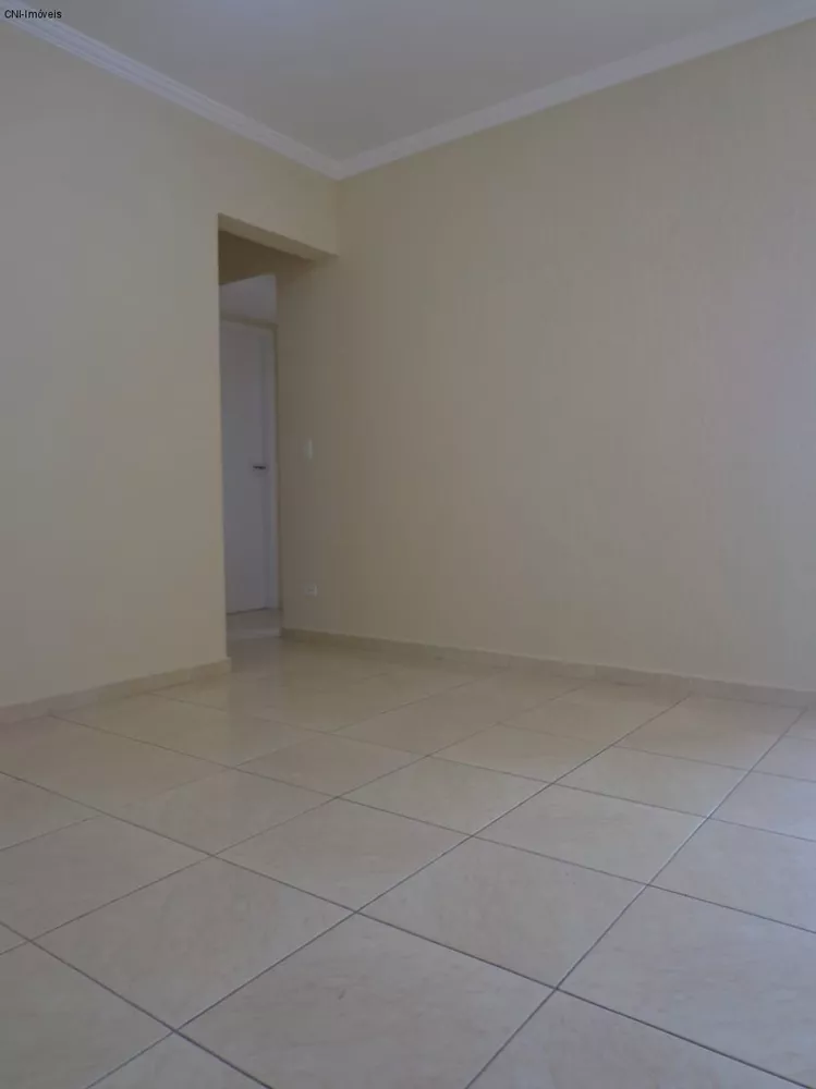 Apartamento à venda com 3 quartos, 90m² - Foto 3