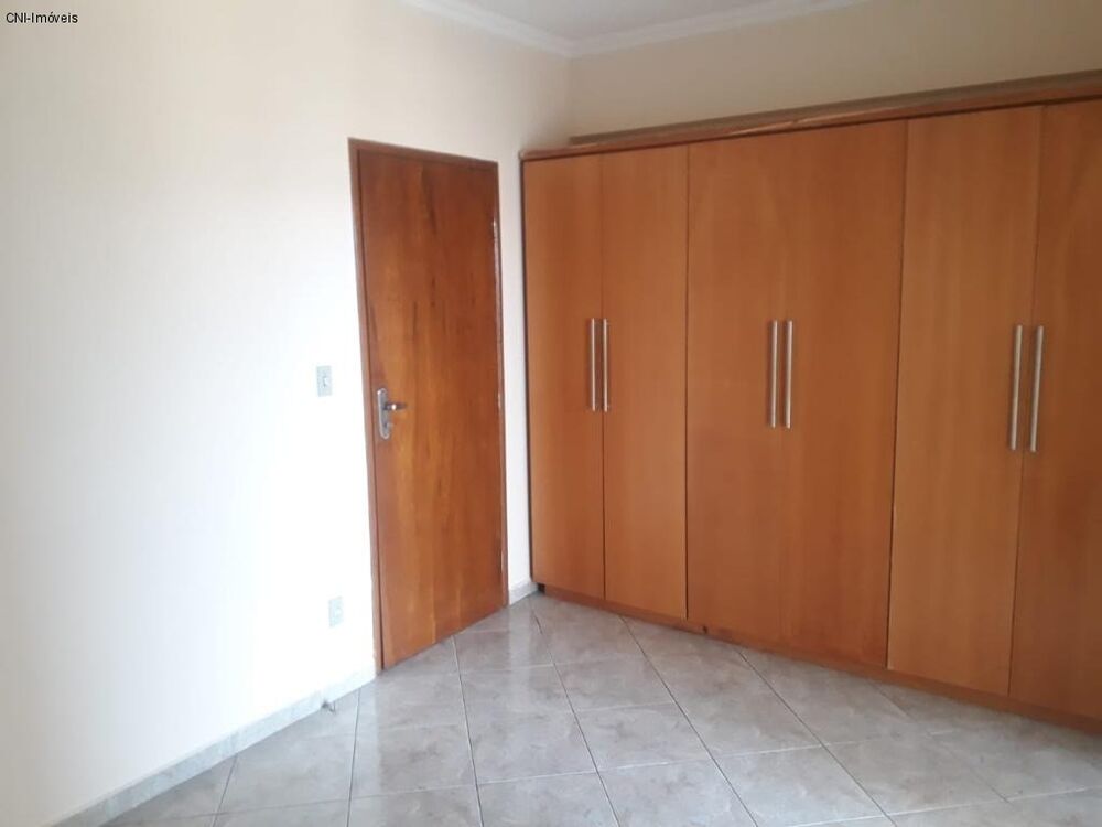 Apartamento à venda com 3 quartos, 137m² - Foto 8