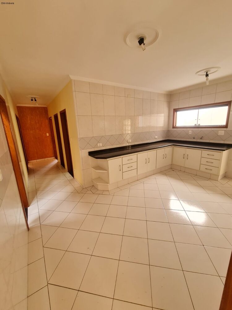 Casa, 3 quartos, 200 m² - Foto 3