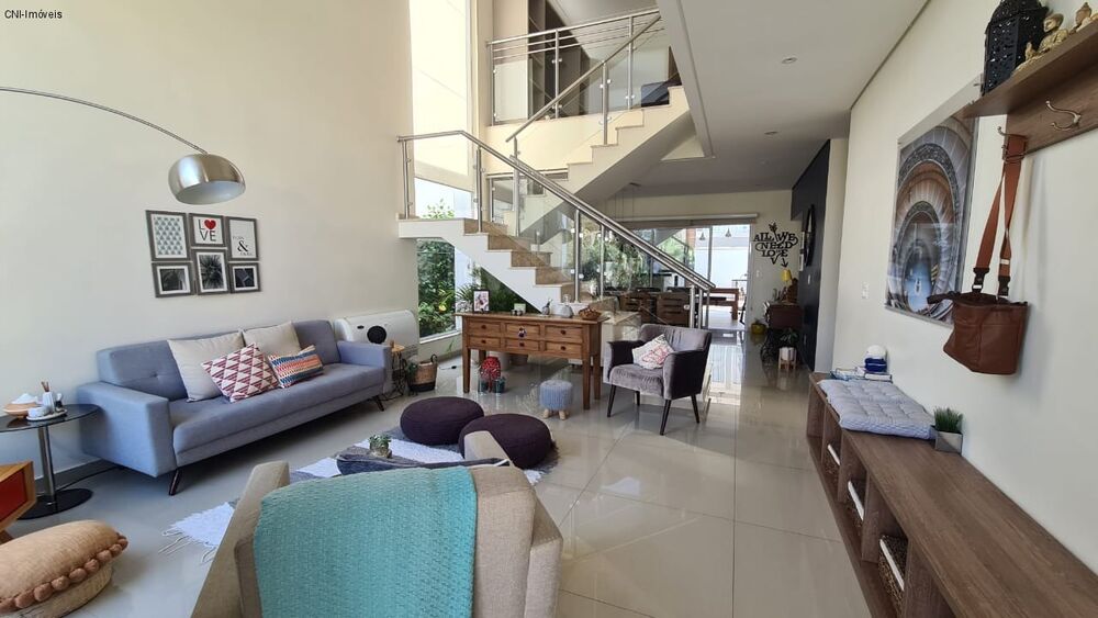 Casa, 3 quartos, 229 m² - Foto 3