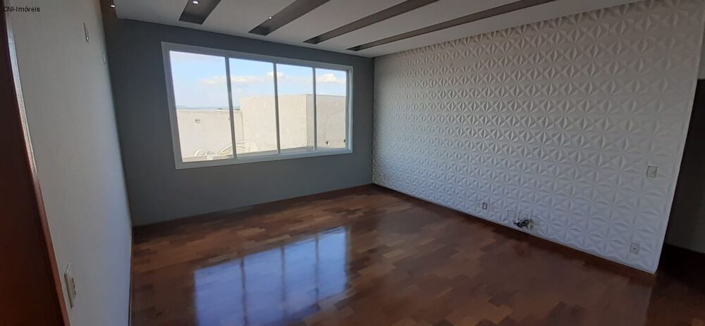 Casa à venda com 4 quartos, 400m² - Foto 2