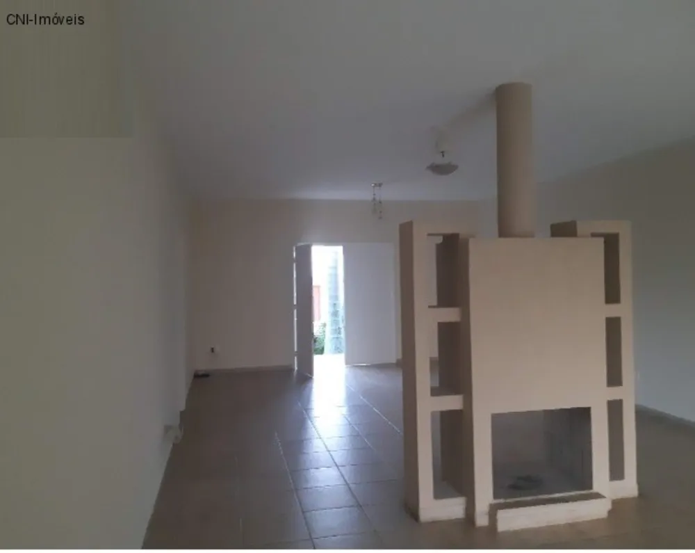 Casa, 4 quartos, 258 m² - Foto 1