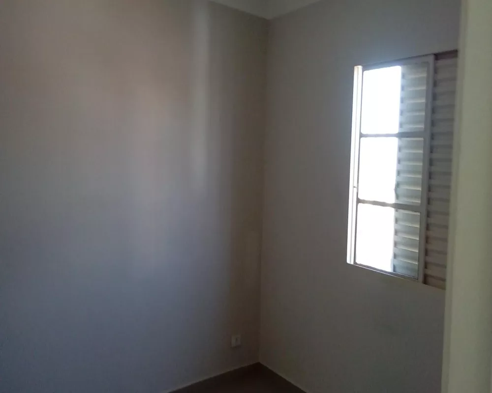 Apartamento à venda com 3 quartos, 70m² - Foto 3