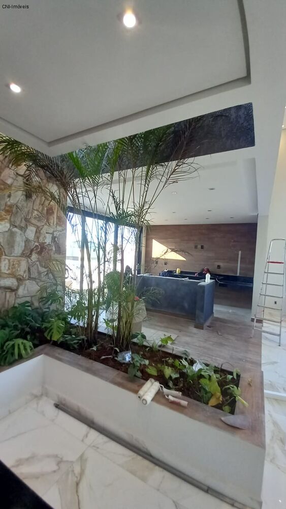 Casa, 3 quartos, 255 m² - Foto 1