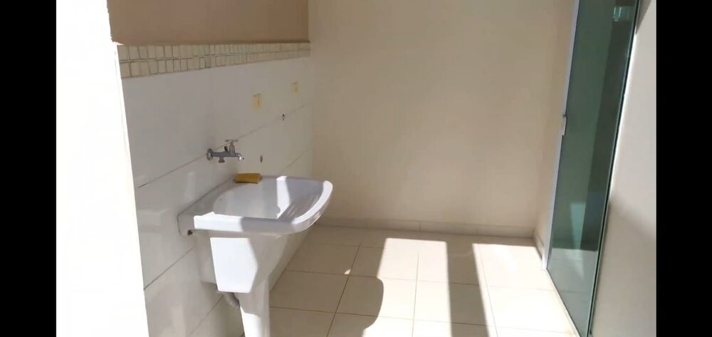 Casa, 3 quartos, 166 m² - Foto 1