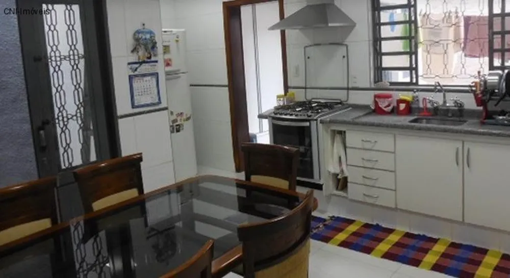 Casa, 3 quartos, 220 m² - Foto 24