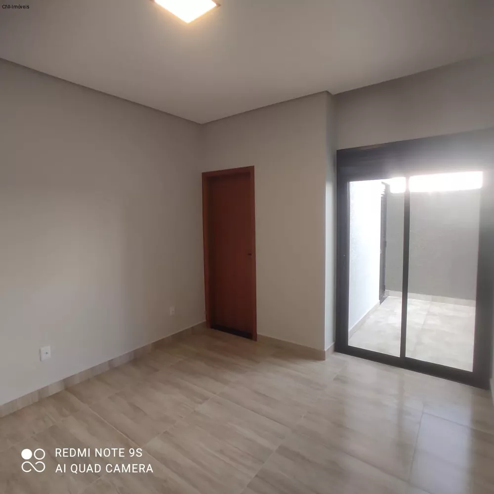 Casa à venda com 3 quartos, 98m² - Foto 4