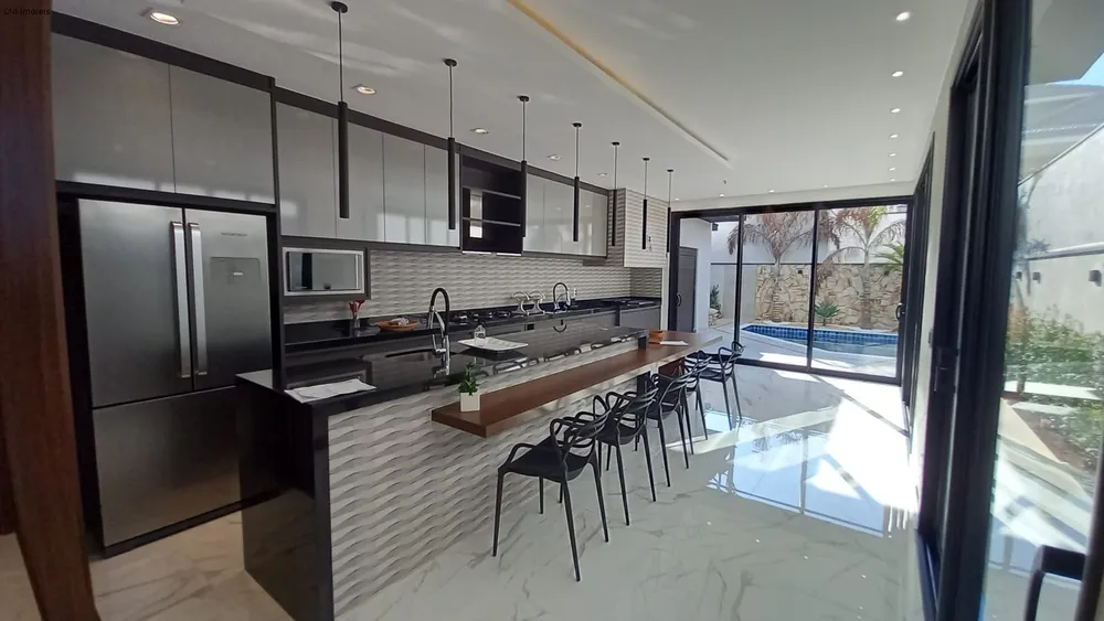 Casa, 3 quartos, 205 m² - Foto 4