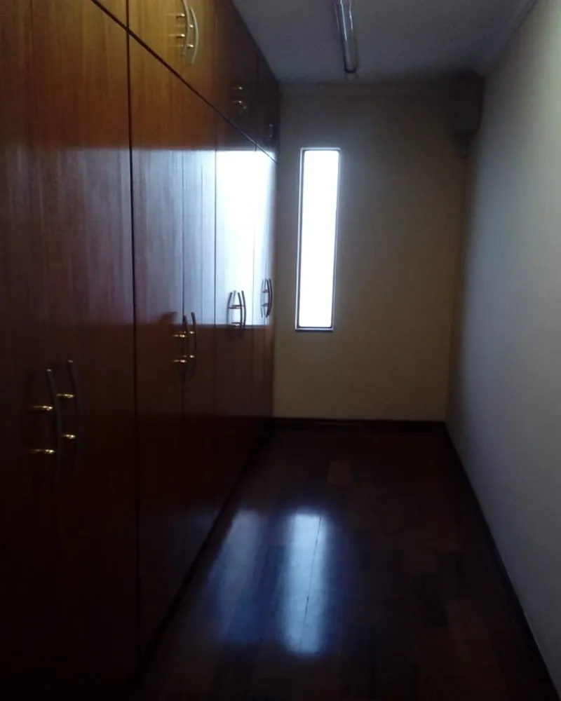 Sobrado, 4 quartos, 326 m² - Foto 1