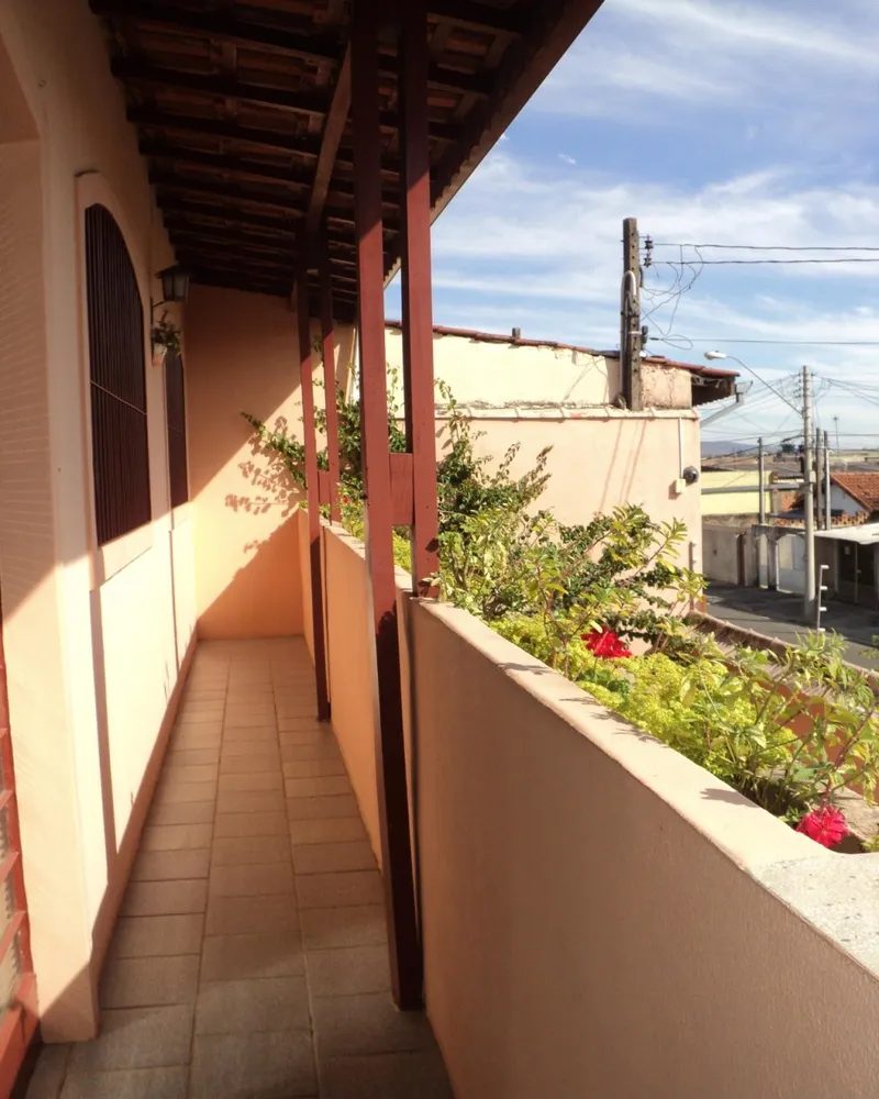 Casa, 2 quartos, 213 m² - Foto 3