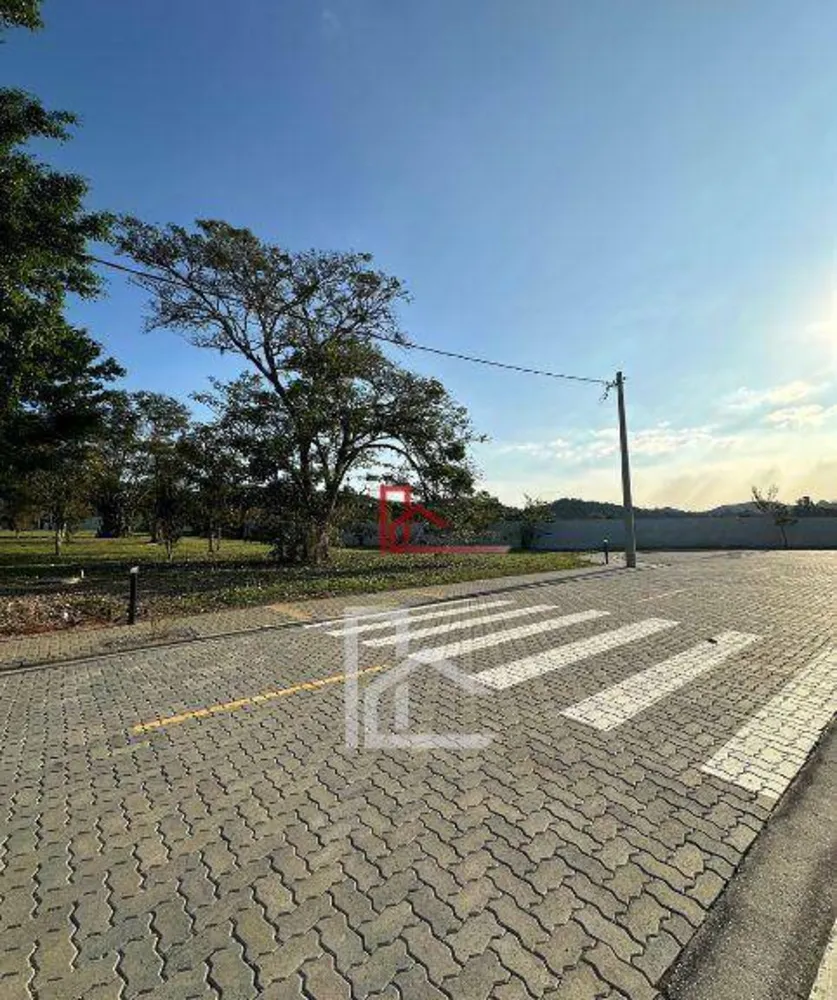 Loteamento e Condomínio, 500 m² - Foto 1