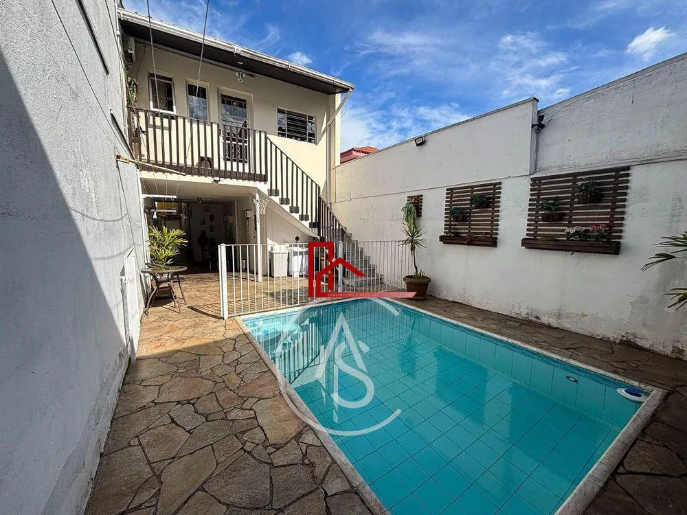 Casa, 3 quartos, 240 m² - Foto 1