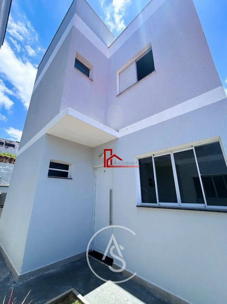 Casa, 2 quartos, 72 m² - Foto 1