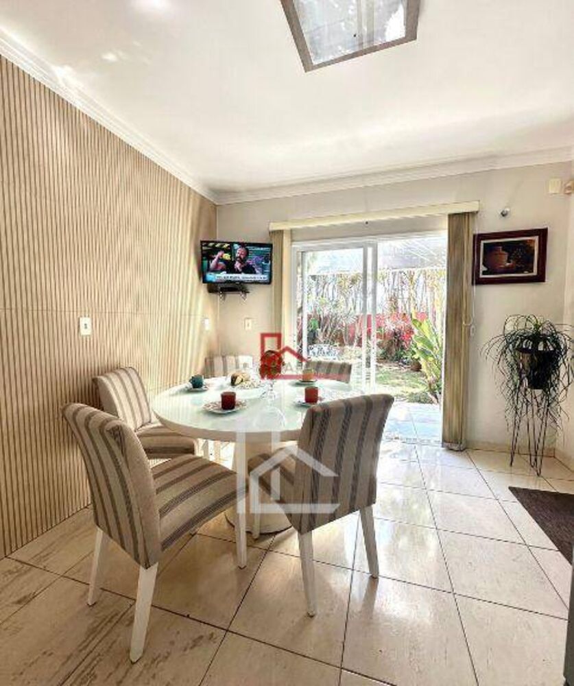 Casa, 4 quartos, 373 m² - Foto 2