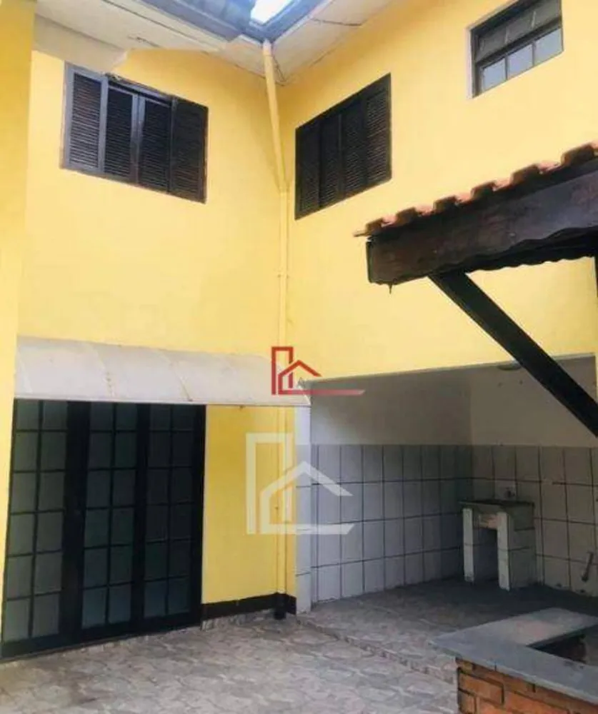 Casa, 4 quartos, 168 m² - Foto 1