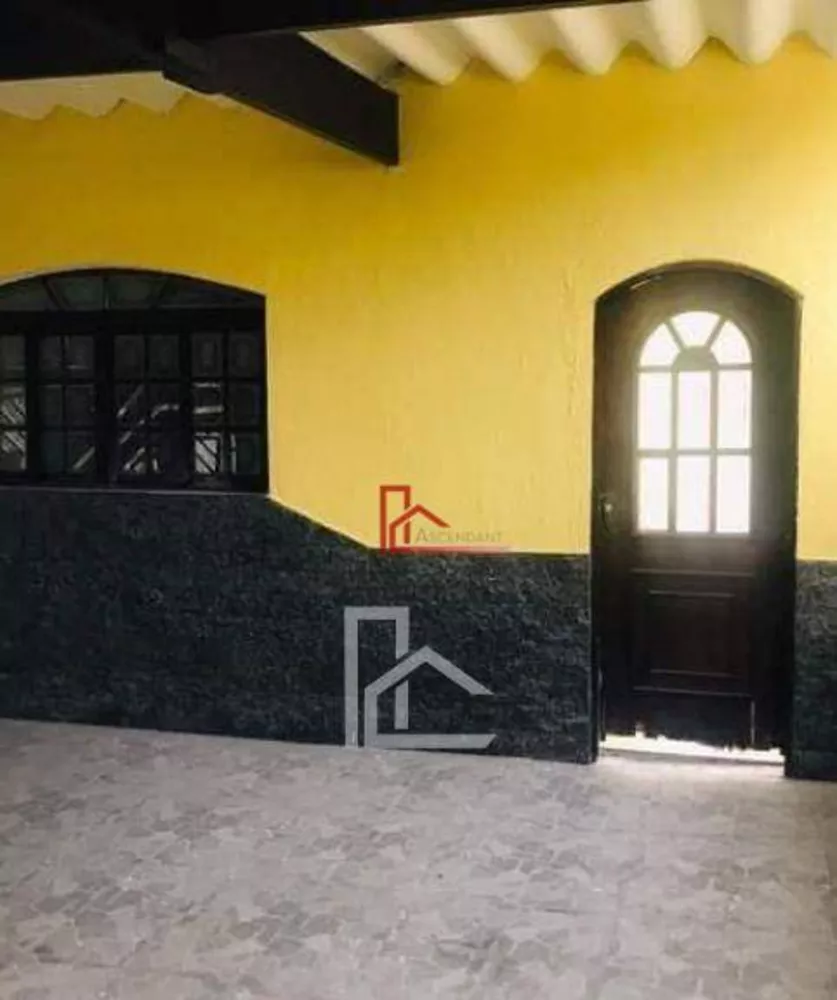 Casa à venda com 4 quartos, 168m² - Foto 3