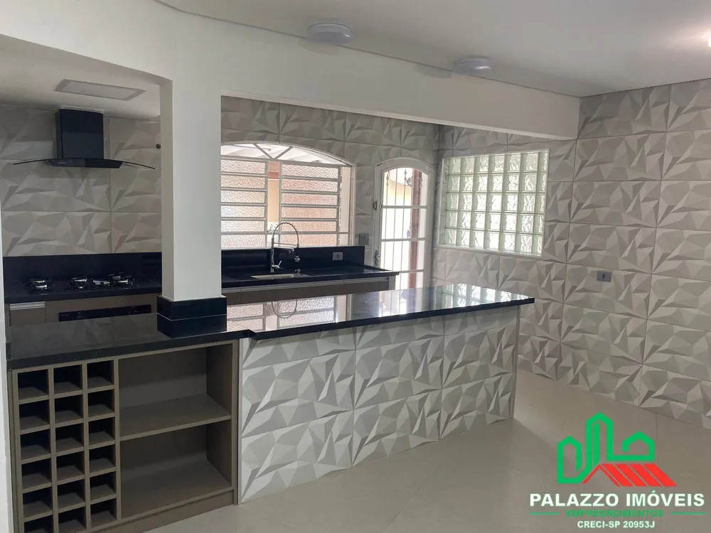 Casa, 3 quartos, 172 m² - Foto 2