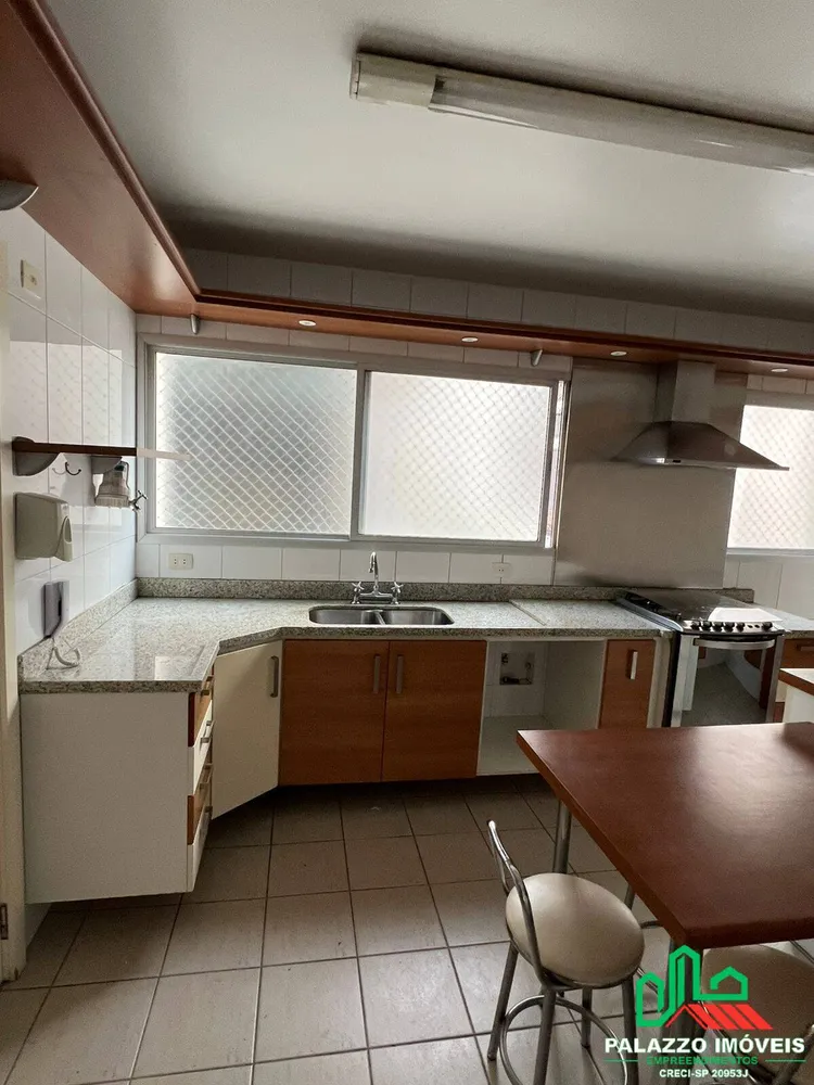 Apartamento, 3 quartos, 151 m² - Foto 1