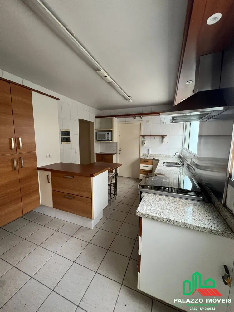Apartamento, 3 quartos, 151 m² - Foto 2
