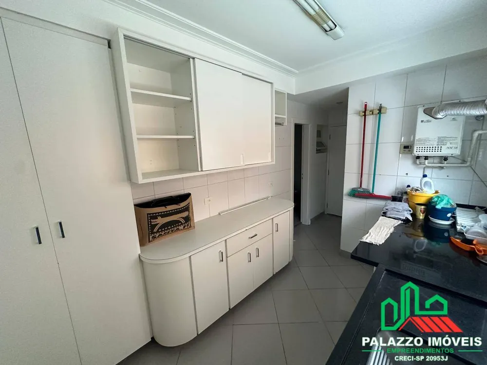 Apartamento, 3 quartos, 245 m² - Foto 1