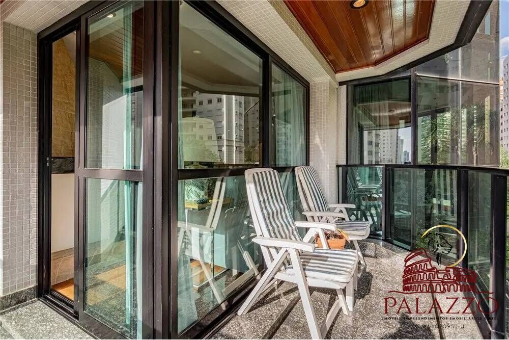 Apartamento à venda com 4 quartos, 208m² - Foto 3
