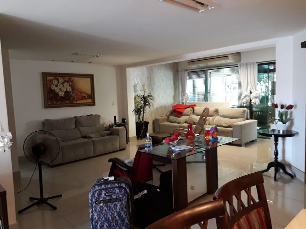 Casa à venda e aluguel com 7 quartos, 650m² - Foto 4
