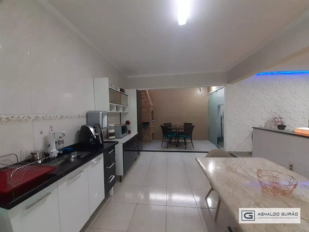 Sobrado, 3 quartos, 182 m² - Foto 9