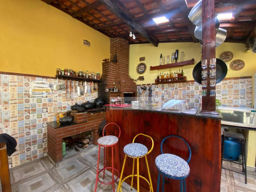 Casa, 3 quartos, 176 m² - Foto 1