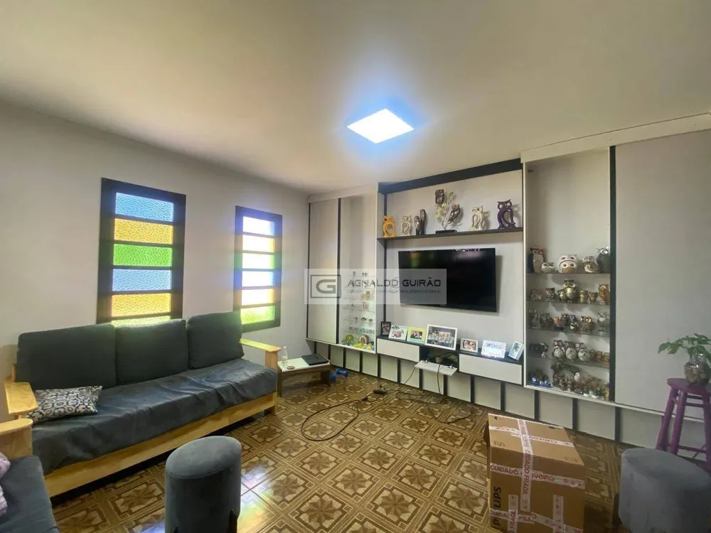 Sobrado, 3 quartos, 281 m² - Foto 1