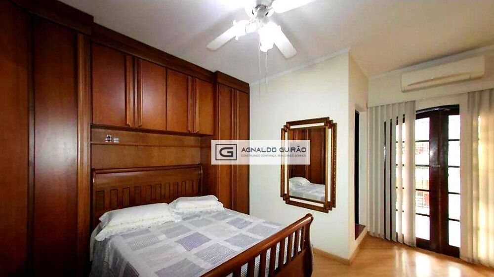 Casa, 3 quartos, 238 m² - Foto 13