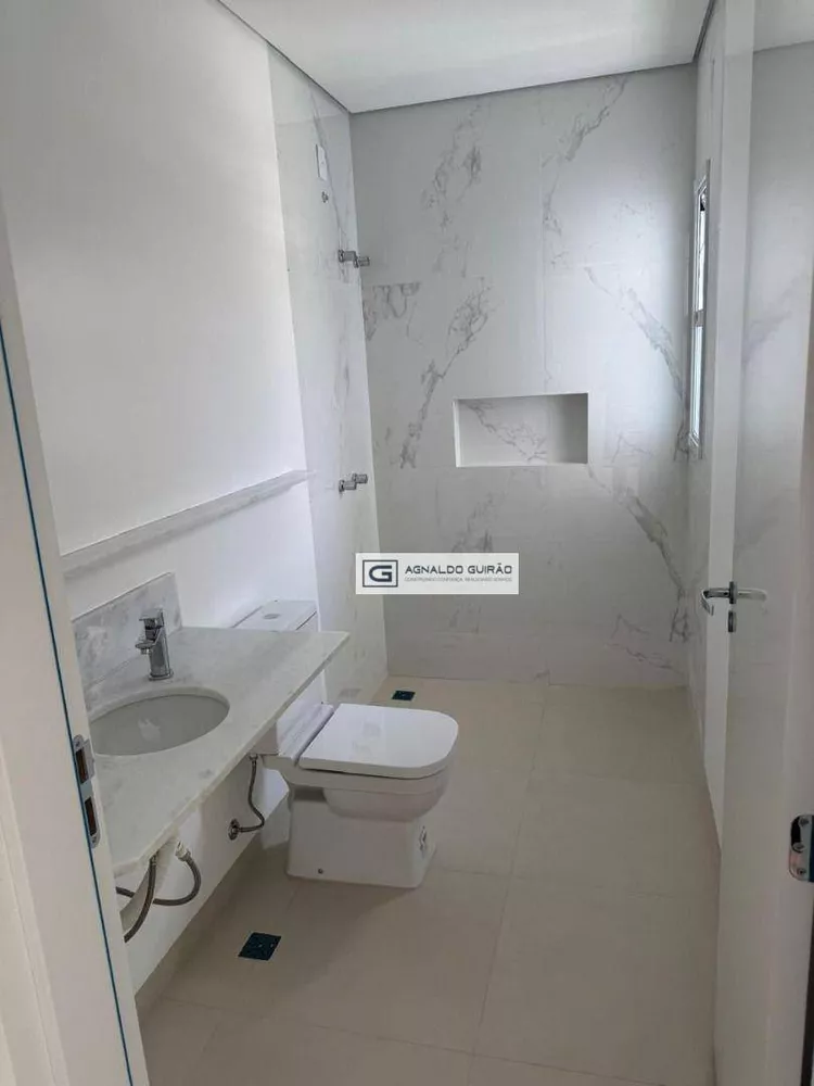 Sobrado, 3 quartos, 174 m² - Foto 1