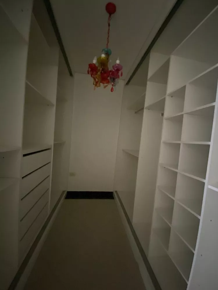 Cobertura, 3 quartos, 198 m² - Foto 4