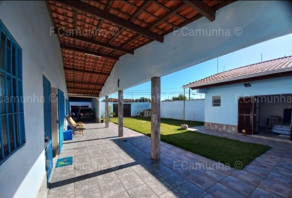 Casa, 4 quartos, 258 m² - Foto 2