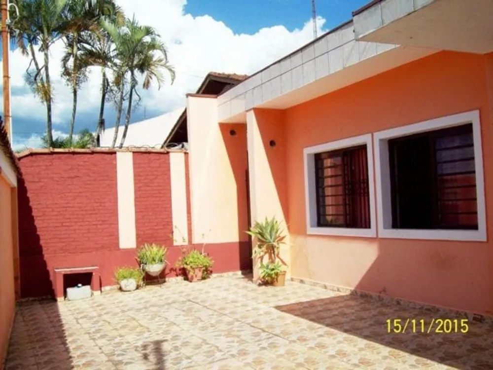 Casa, 3 quartos, 173 m² - Foto 2