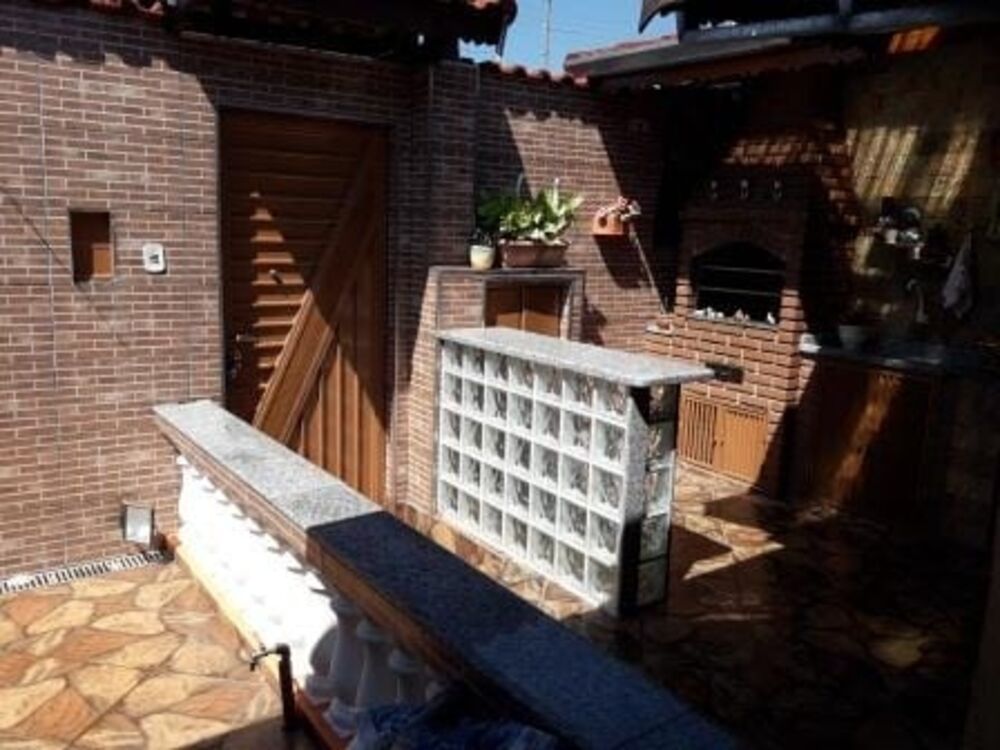 Casa, 3 quartos, 133 m² - Foto 2