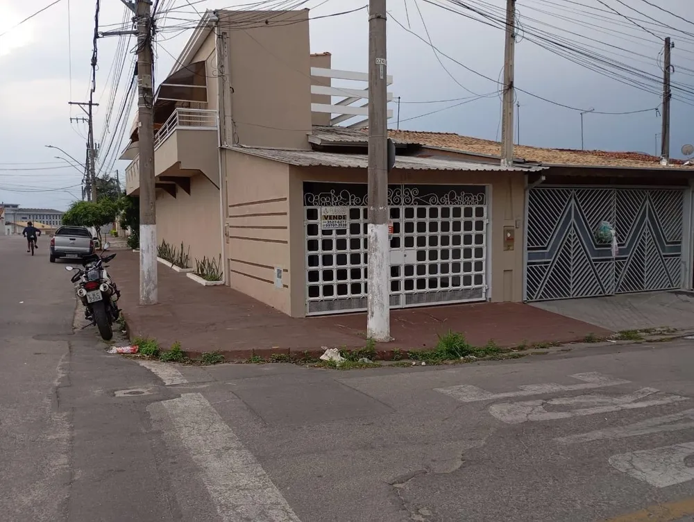 Sobrado, 3 quartos, 200 m² - Foto 1