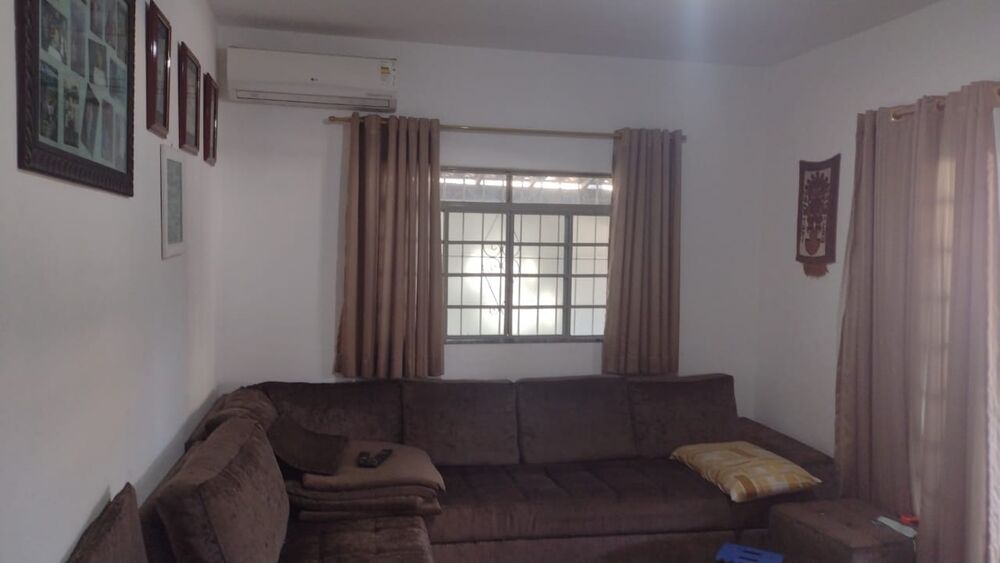 Casa à venda com 3 quartos, 199m² - Foto 2